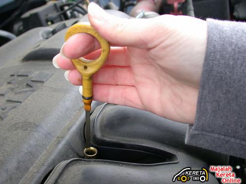 engine oil check