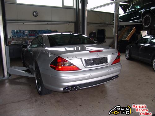Bored of your prefacelift Mercedez Benz SL65 AMG Or is it just pure lust 