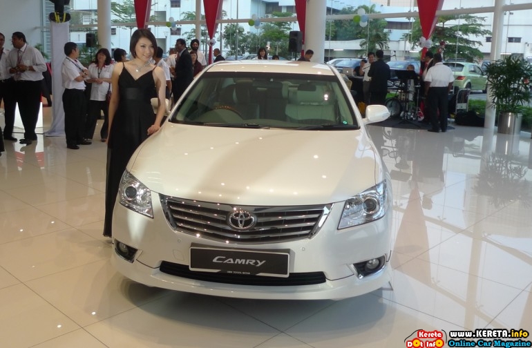 NEW FACELIFT FOR TOYOTA CAMRY NOW IN MALAYSIA > FROM RM144 990 TO RM174 990 