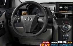 2011-scion-iQ-steering-wheel