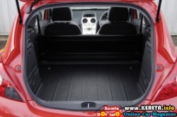 Vauxhall-Corsavan-car-bagage-500x332
