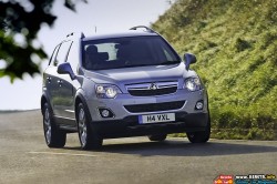 2011-vauxhall-antara-front-side-view