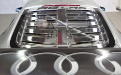 Audi-R8-LMS-ultra-2012-widescreen-02