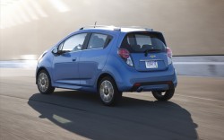 Chevrolet-Spark-2013-widescreen-10