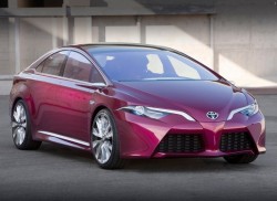 Toyota-NS4_Advanced_Plug-in_Hybrid_Concept_2012_800x600_wallpaper_01