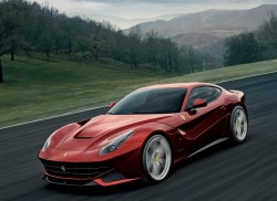 Ferrari-F12berlinetta_2013_800x600_wallpaper_01