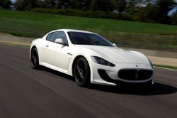 2011-maserati-granturismo-35_800x0w