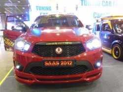 wpid-Modified-pickup-truck-bodykit-bumper-skirting.JPG