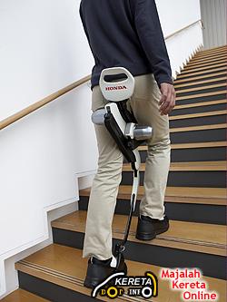 Honda Unveils Experimental Walking Assist Device With Bodyweight Support System
