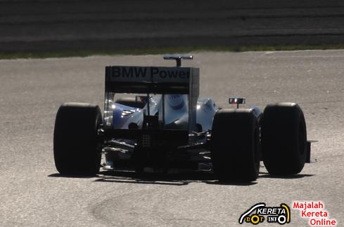 sauber test track rear