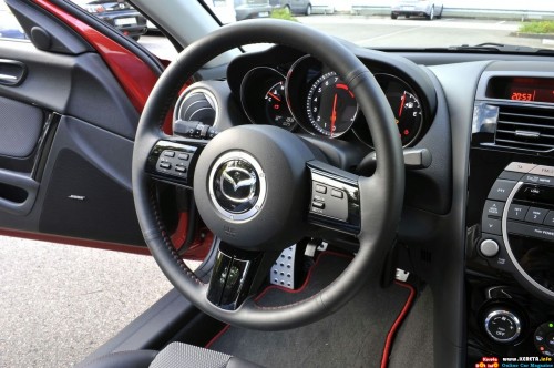 2010-facelifted-mazda-rx-8-cluster