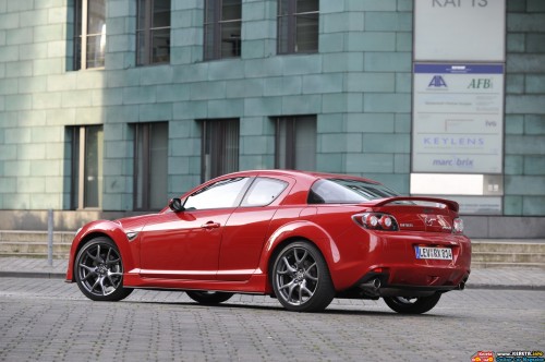 2010-facelifted-mazda-rx-8-rear-2