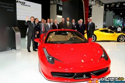 ferrari-458-italia-officially-unveiled-5
