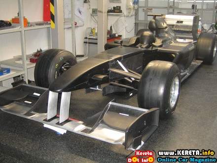 proton-keen-to-support-lotus-f1-racing