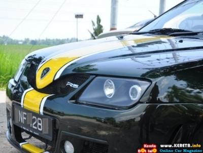 WAJA & SAGA R3 LOTUS RACING