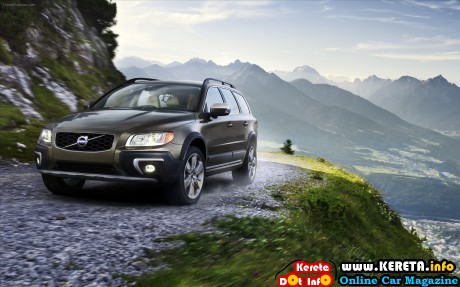 Volvo-XC70-2014-widescreen-03