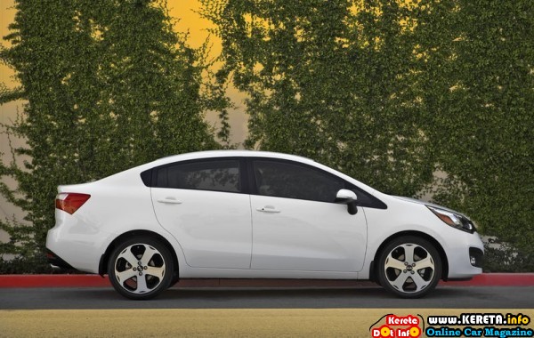 2013-kia-rio-sedan-1_800x0w